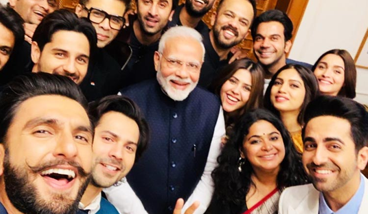 ‘Group-fie’ of the year!