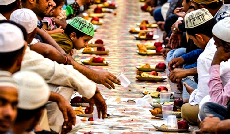 Ayodhya Temple follows the path of humanity by hosting Iftar